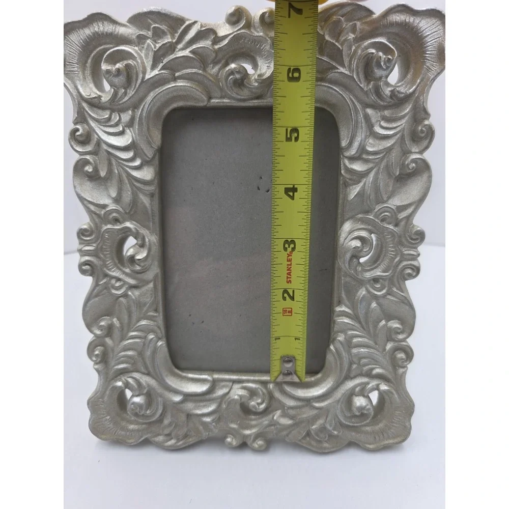 Sicura Ornate Scroll Plume Picture Frame 8.5x7 Resin Wood 3.5x5 Photo‎ Silver